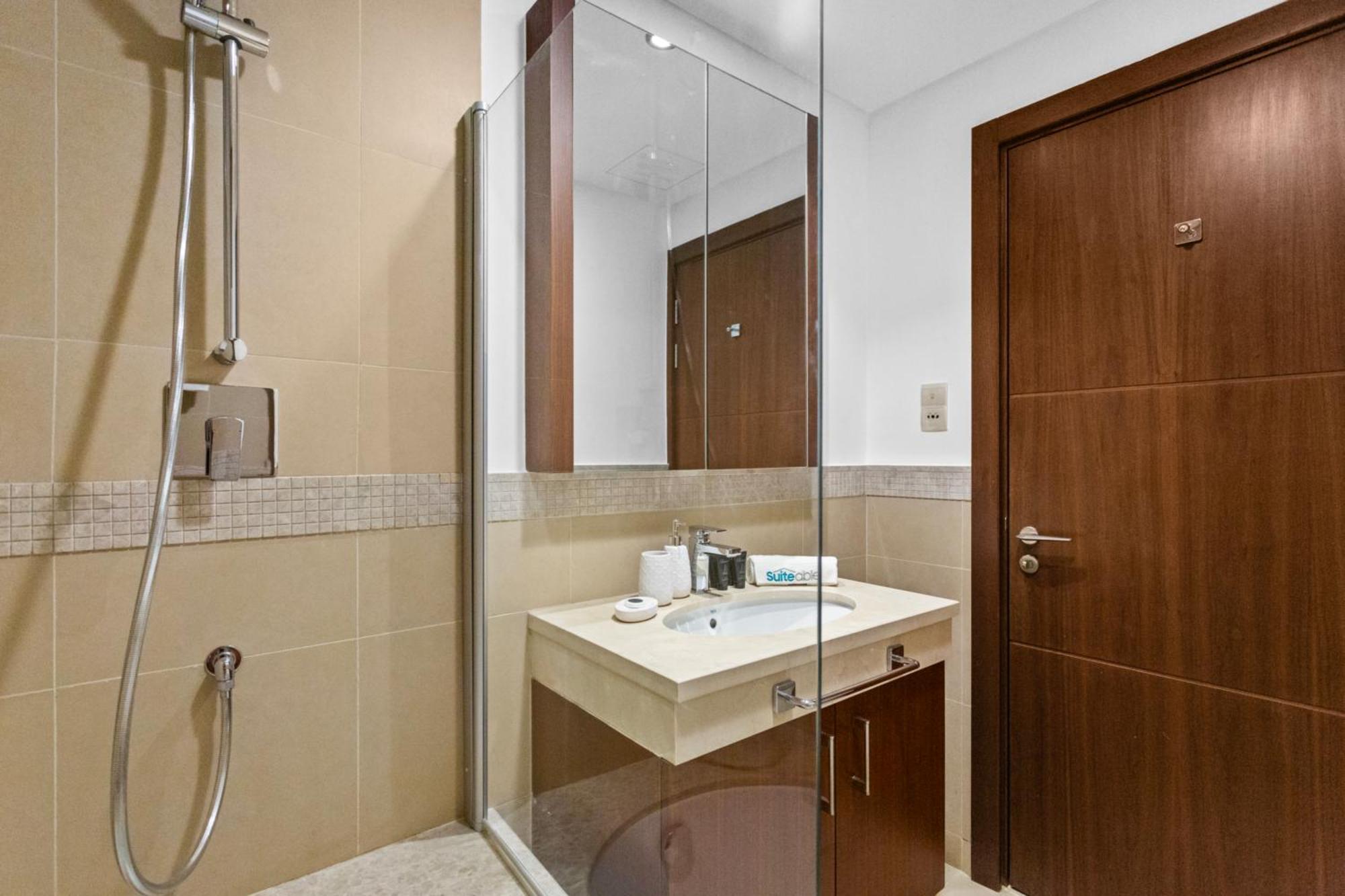 Bright One Bdr Close To Burj Khalifa & Mall Dubai